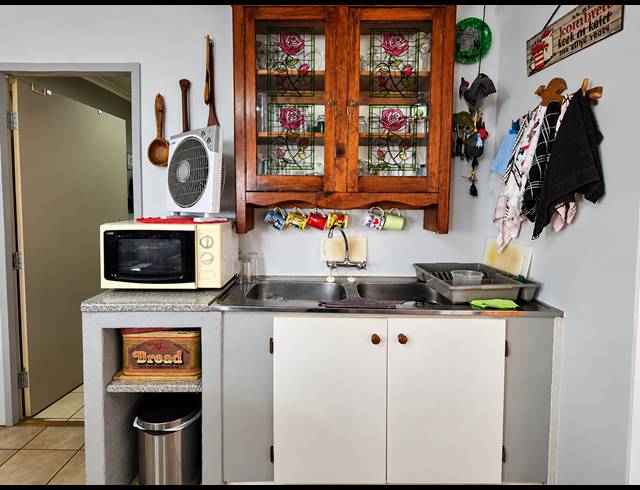 3 BEDROOM HOUSE FOR SALE IN THREE RIVERS